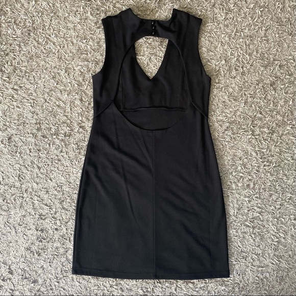 SHORT BLACK DRESS - Picture 3 of 5